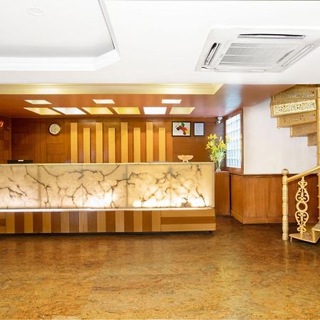 Monarch Brigade Road Otel Bangalore Dış mekan fotoğraf