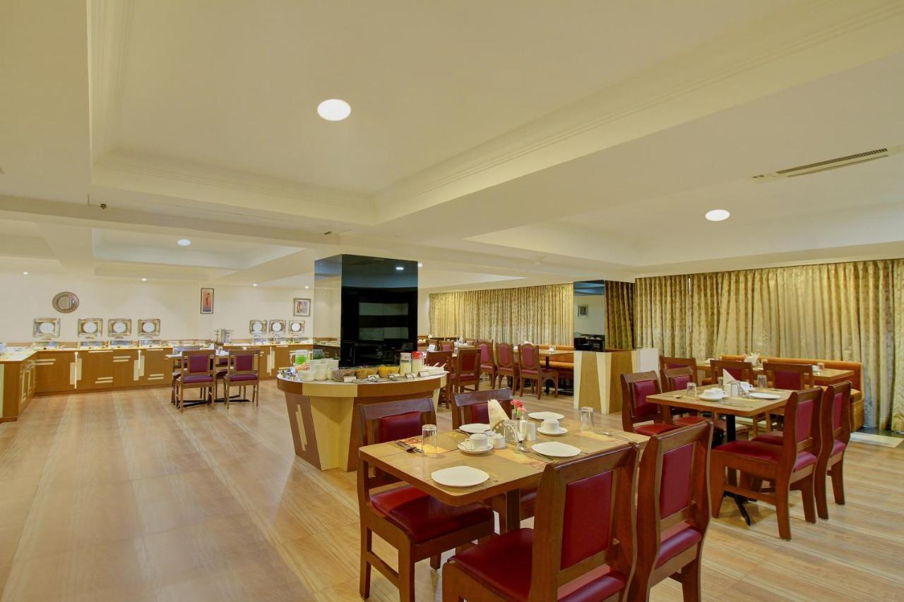 Monarch Brigade Road Otel Bangalore Dış mekan fotoğraf