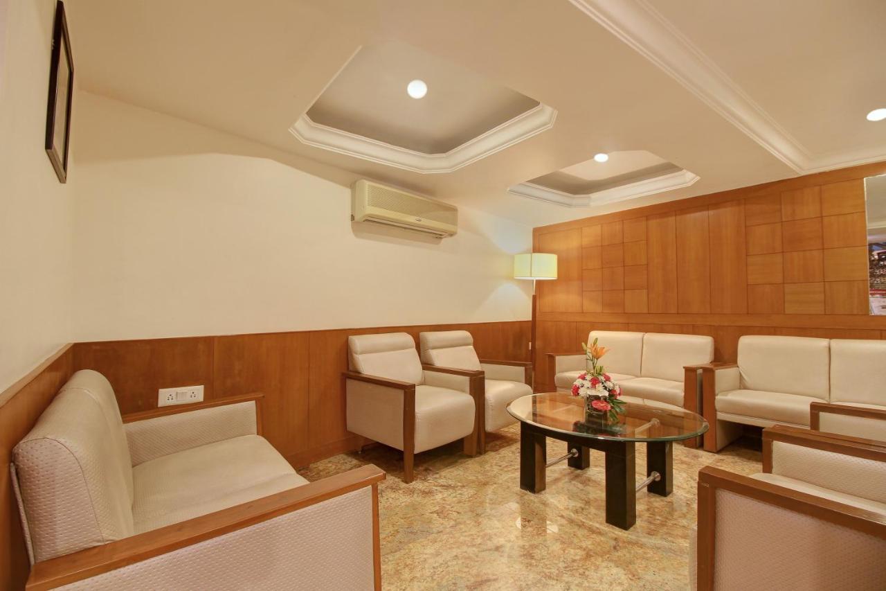 Monarch Brigade Road Otel Bangalore Dış mekan fotoğraf