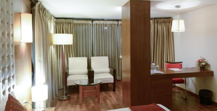 Monarch Brigade Road Otel Bangalore Dış mekan fotoğraf
