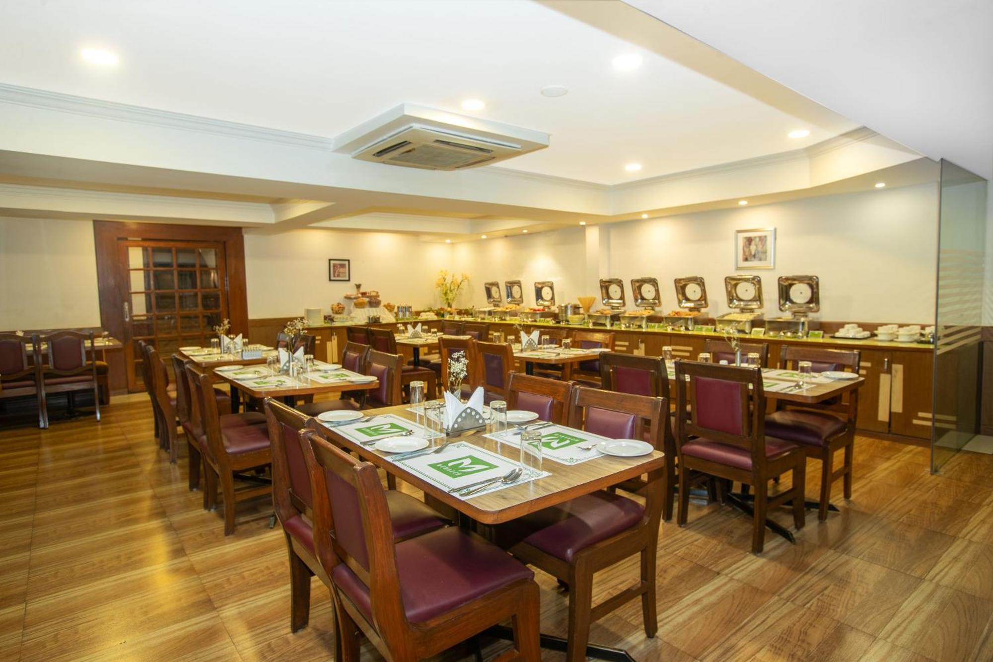 Monarch Brigade Road Otel Bangalore Dış mekan fotoğraf