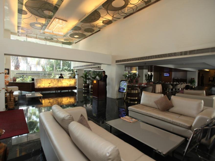 Monarch Brigade Road Otel Bangalore Dış mekan fotoğraf